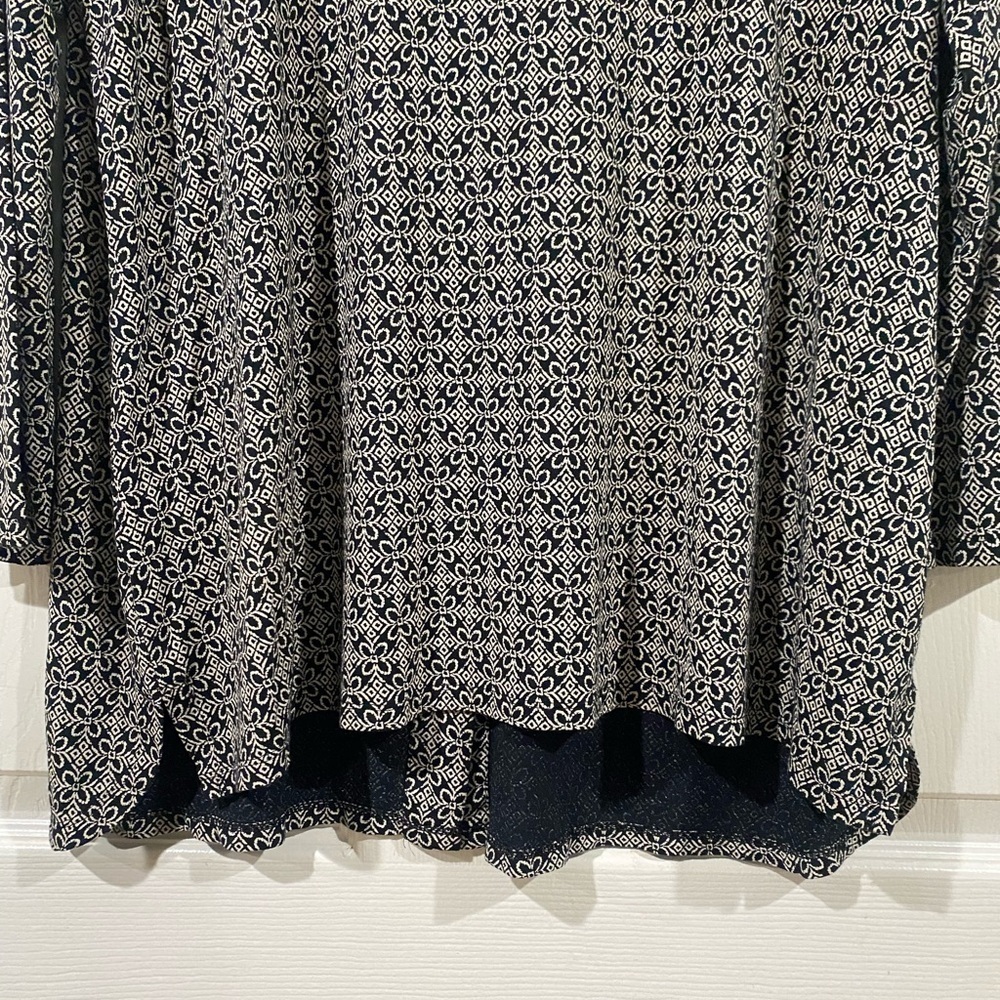 J Jill Scoop Neck Blouse Minimal Coastal Office Comfort Petite Large Navy White - Picture 8 of 11